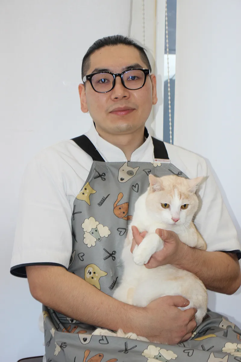 看護スタッフ 小林優里